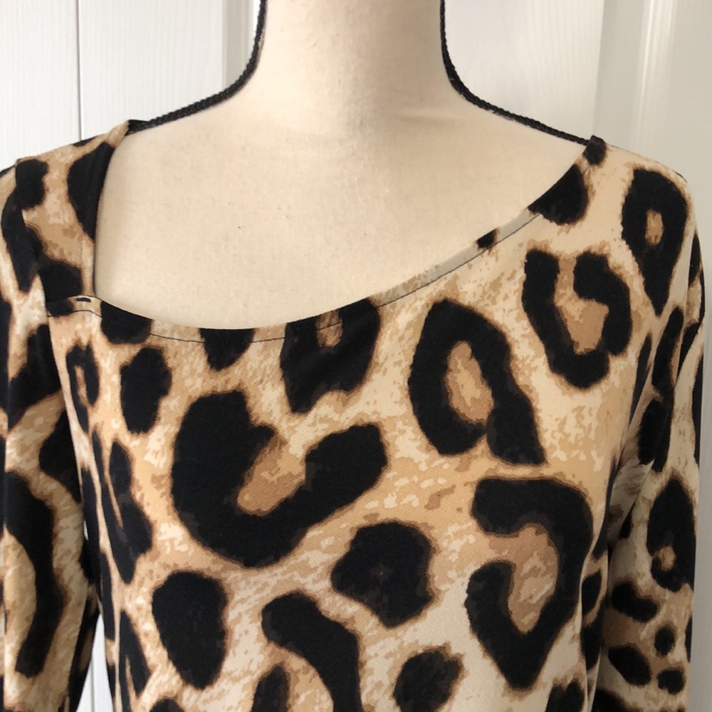 NWT H&M Long Sleeve Leopard Top with asymmetrical neck, Large - Picture 2 of 14